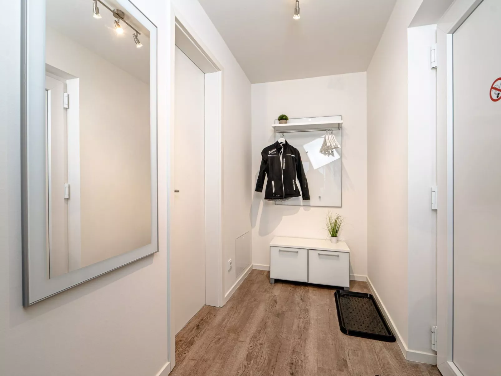 Schleivilla Lootsen Hus by Seeblick Ferien ORO-Drinnen