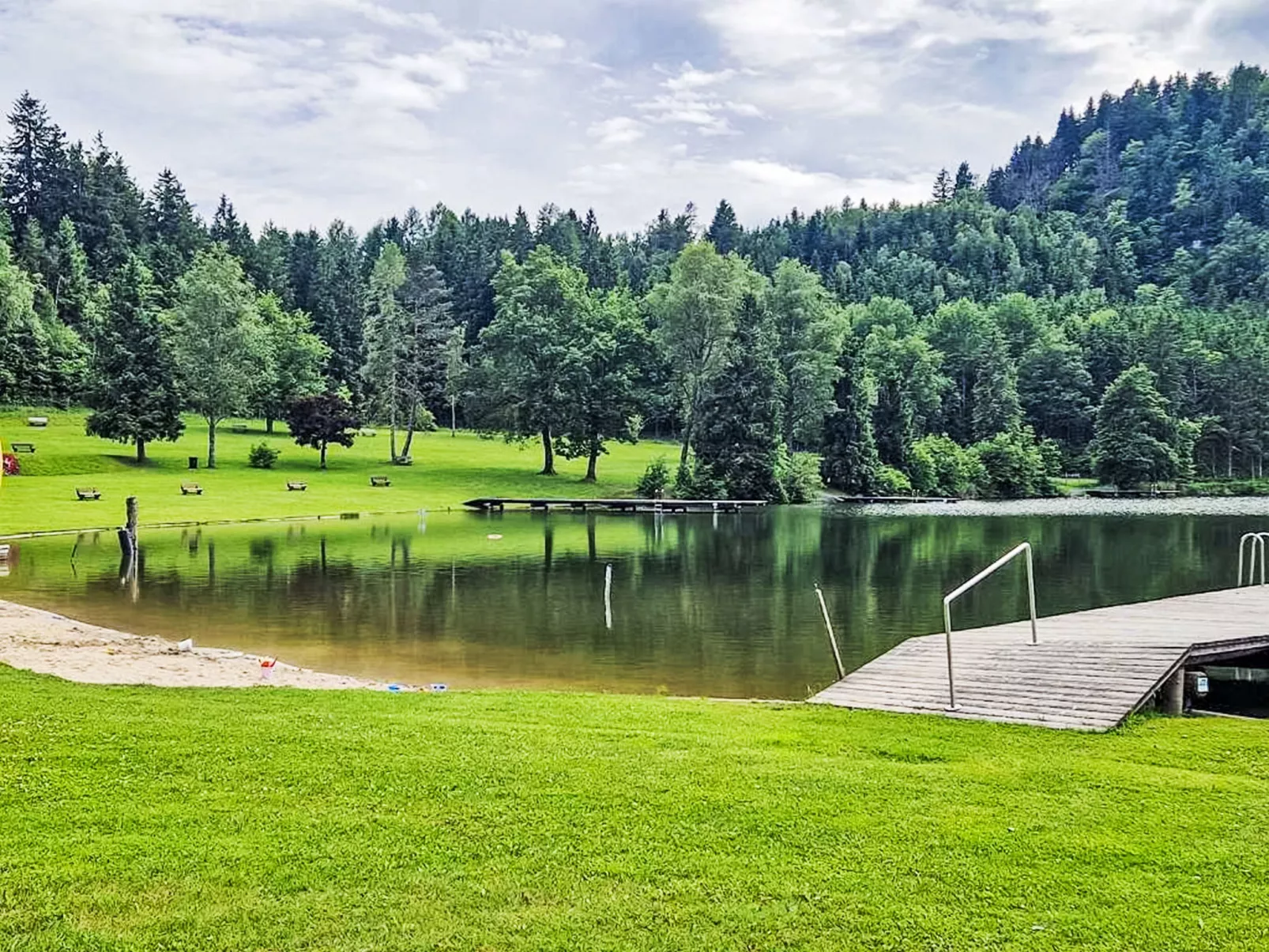 Sonniges Berghaus, ruhige Lage, phantastischer Weitblick-Area