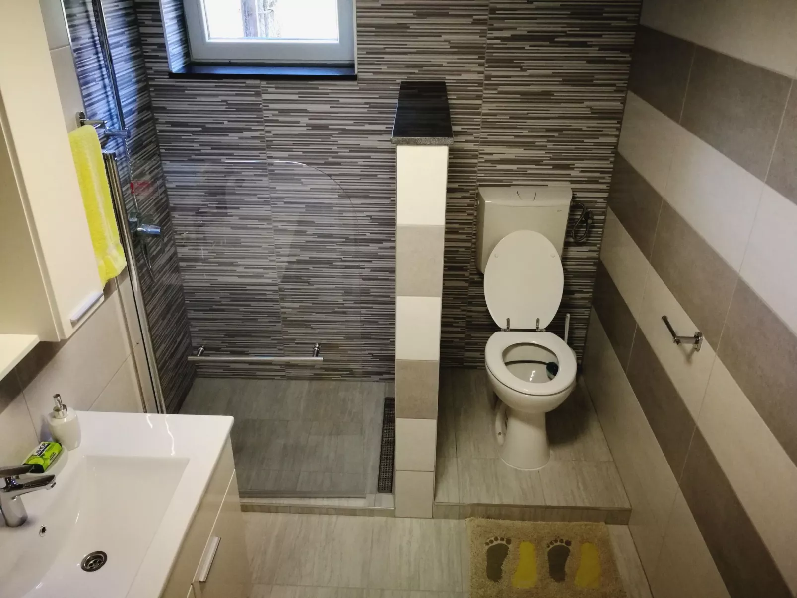 Neues Studio-Apartment - Drinnen