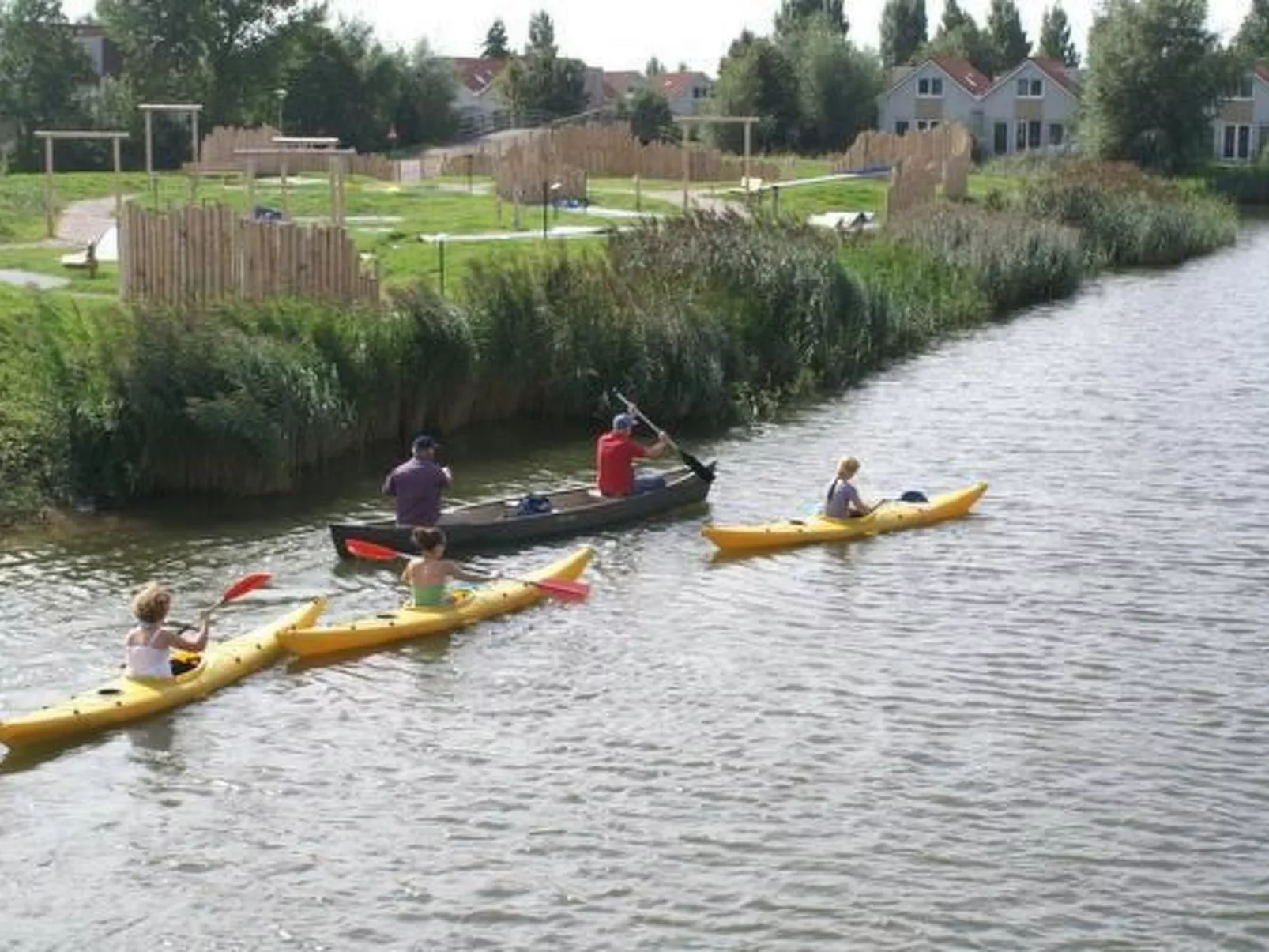 Starvilla in Makkum mit Sauna und schöner Aussicht-Draußen
