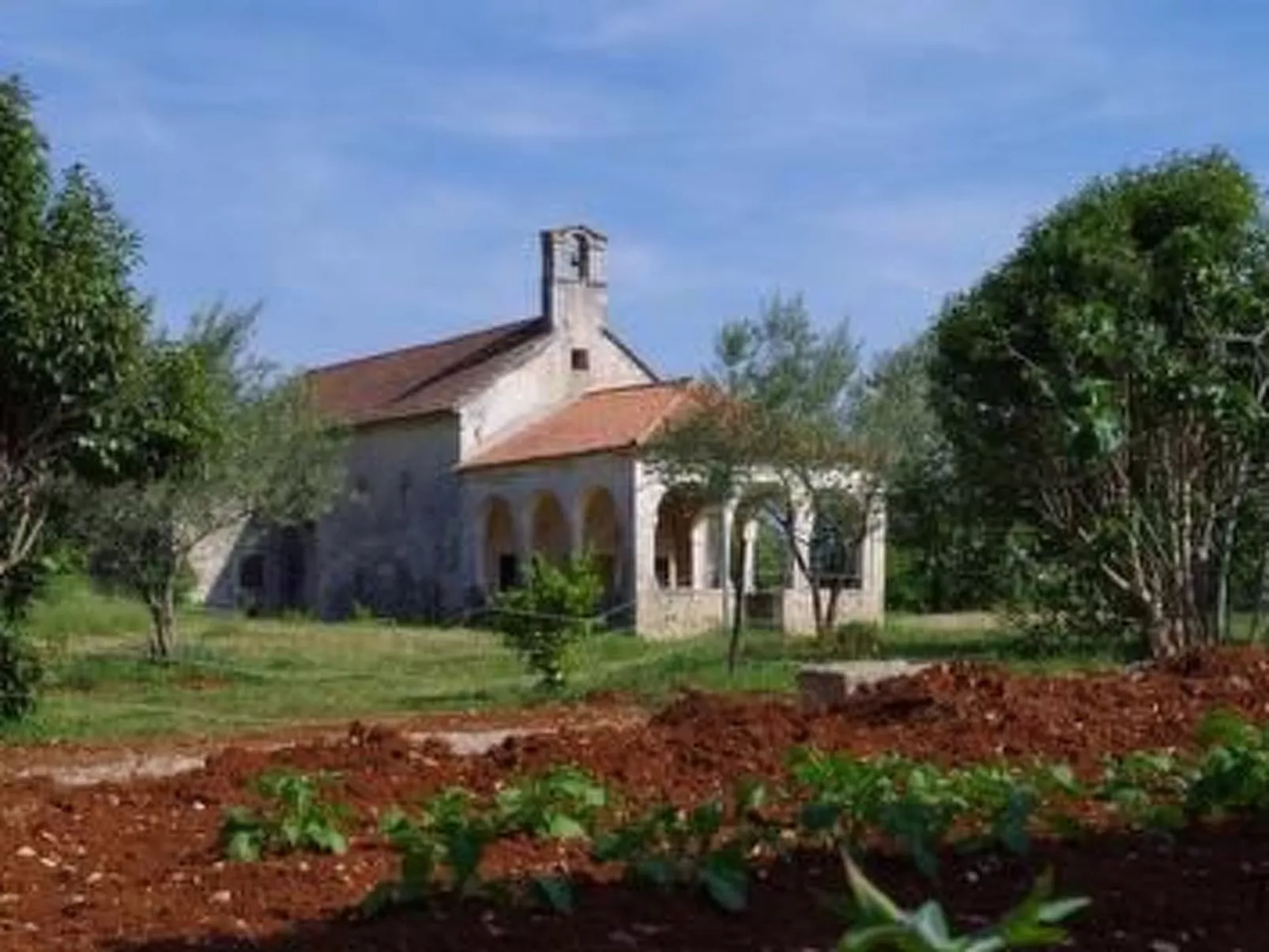 Haus in Sveti Kirin mit Privatem Pool, 4 Schlafzimmer-Draußen