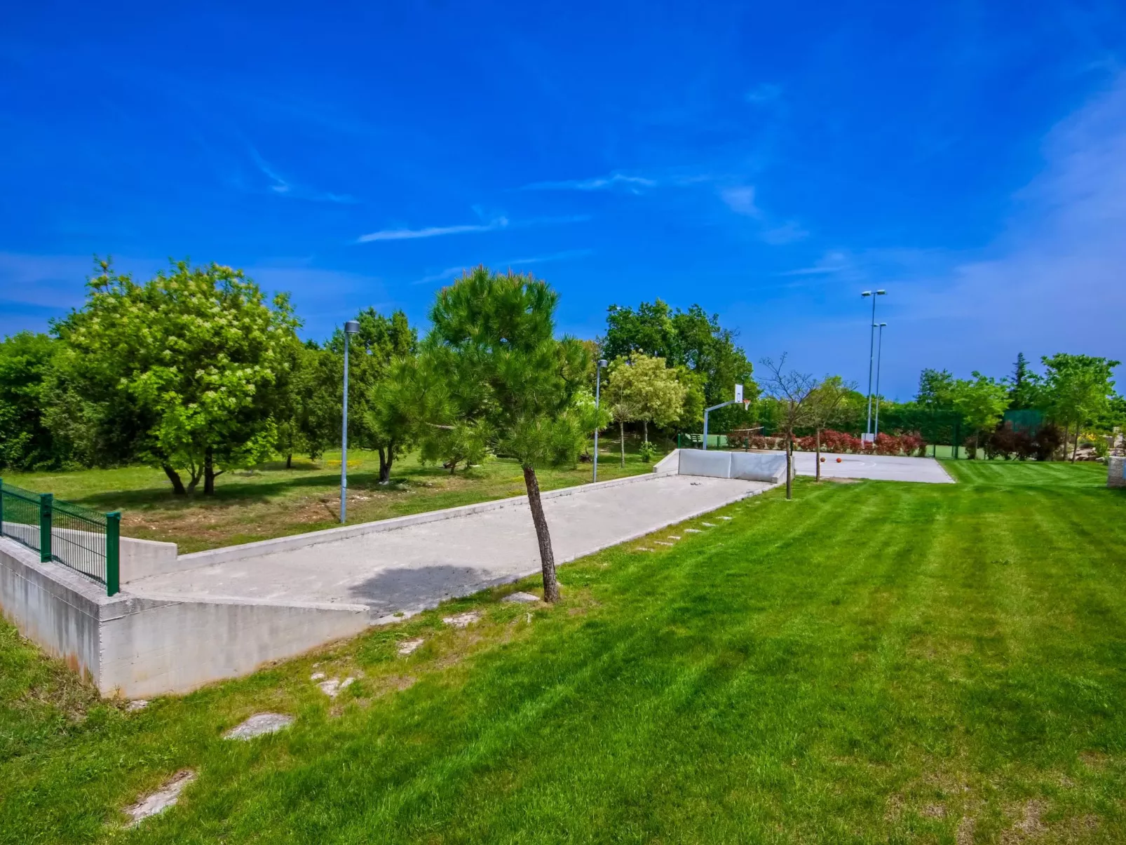 Luxus "Villa Mirna" mit Tennisplatz