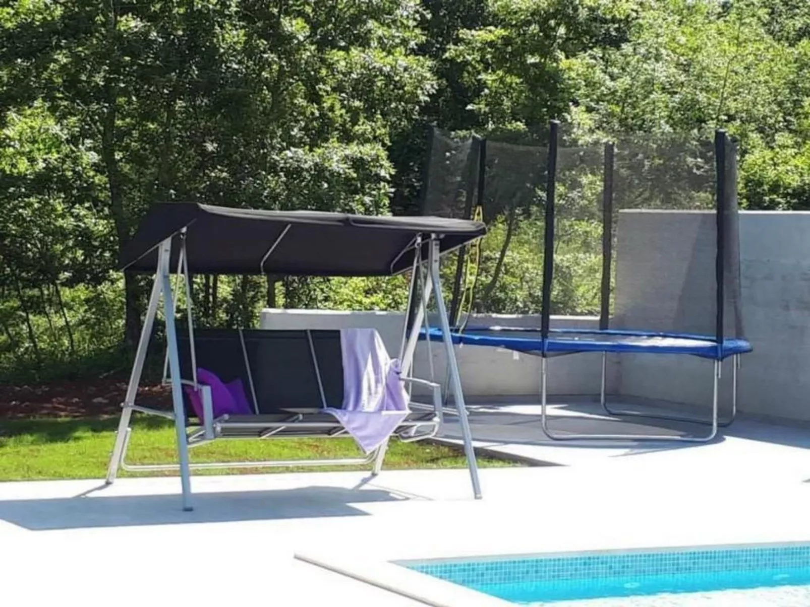 Villa Sanivaro mit beheiztem Pool und Whirlpool