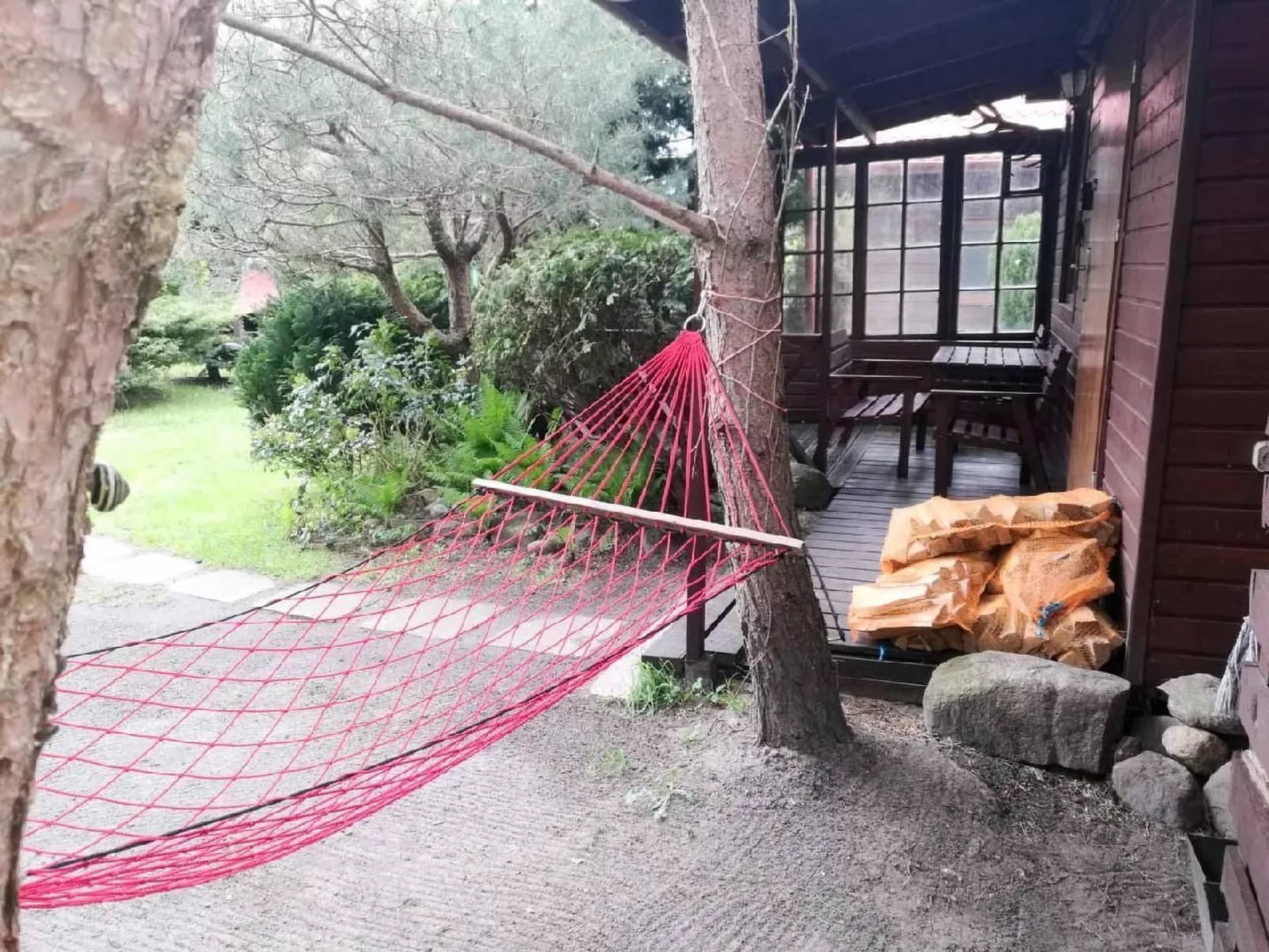 In Kopalino mit Garten, Terrasse und Grill-Dehors