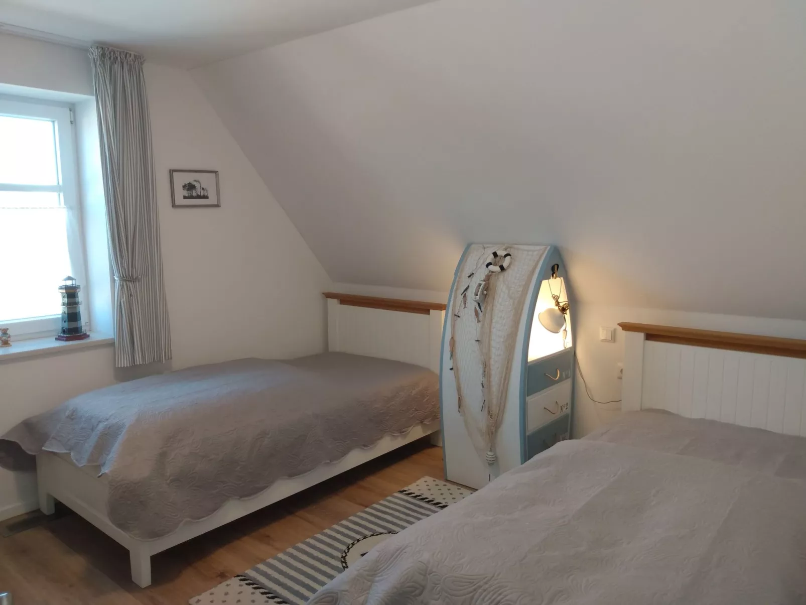 Admiral's Corner Lee