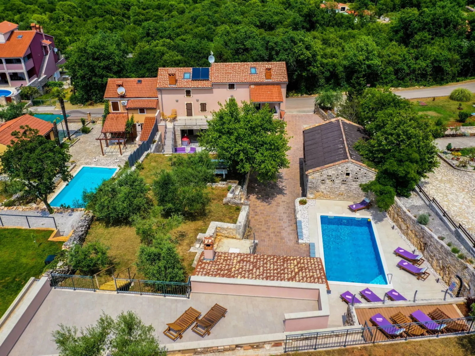 Luxuriöse Villa auf großem Privatgrundstück-Inside