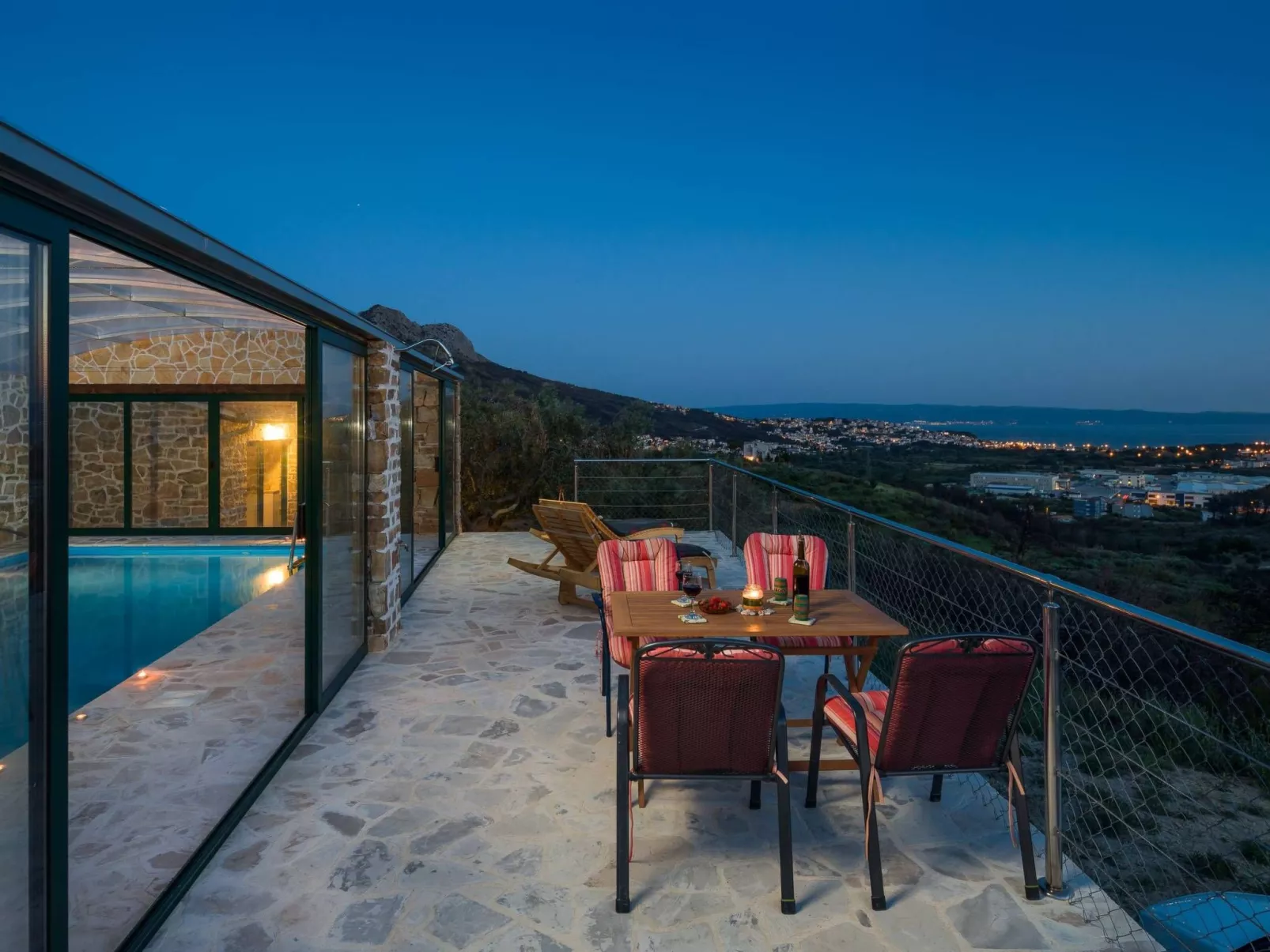 Ferienvilla Kalista mit Pool und tollem Ausblick