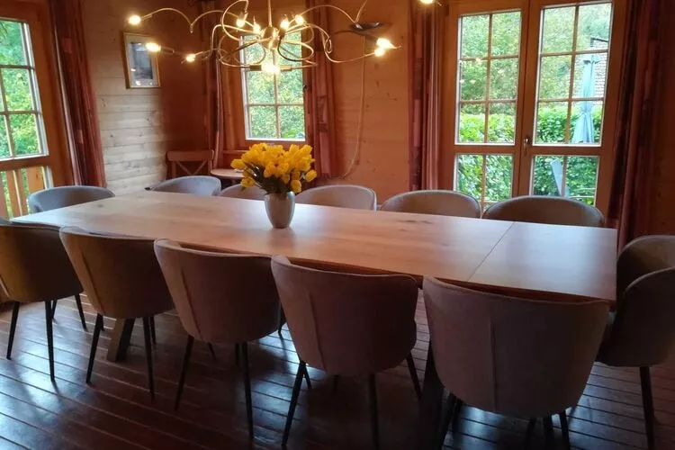 Chalet Le Passe-Temps-Dining room
