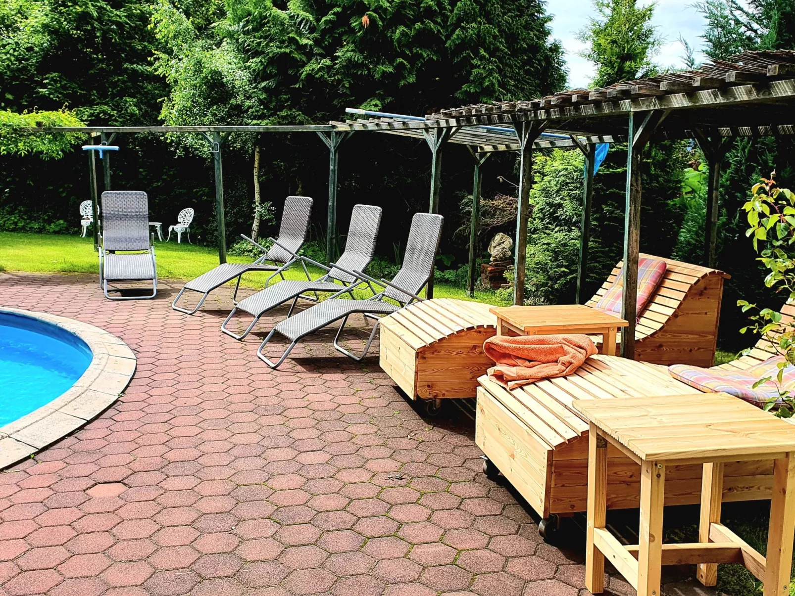 In Glashütt mit Finnischer Sauna-Outside