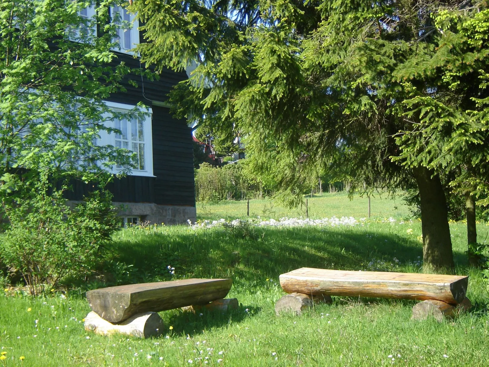 Freistehendes Ferienhaus in ruhiger Lage