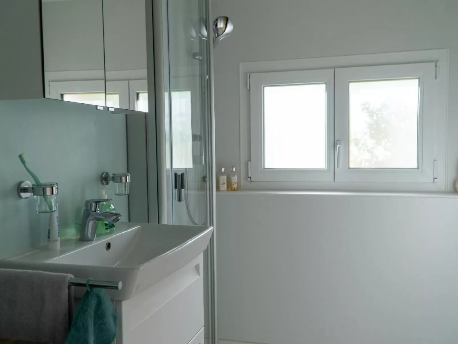 Holzhaus auf Lamahof-Image-tags.info