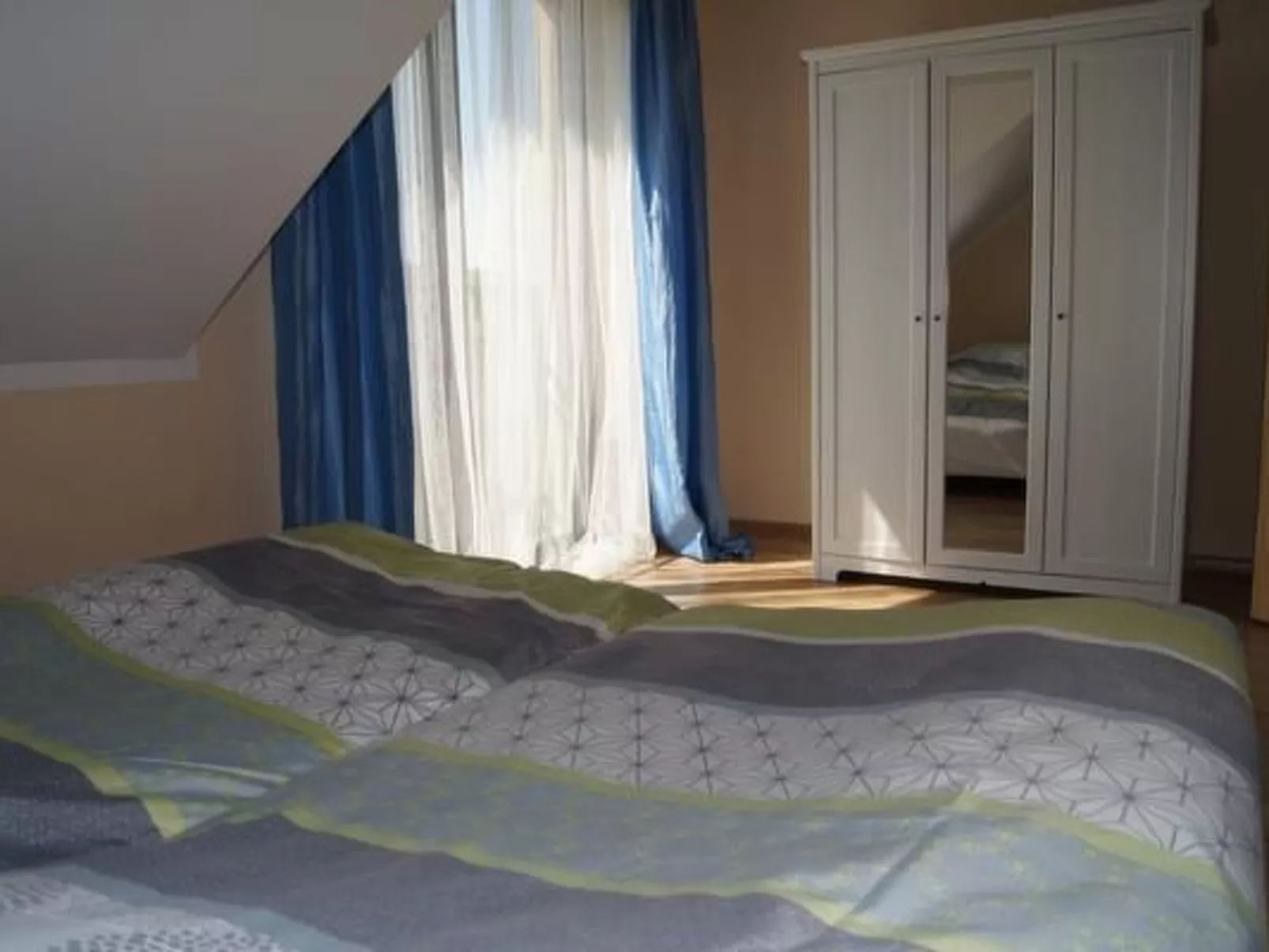 Mit Garten, Terrasse und Grill-Inside