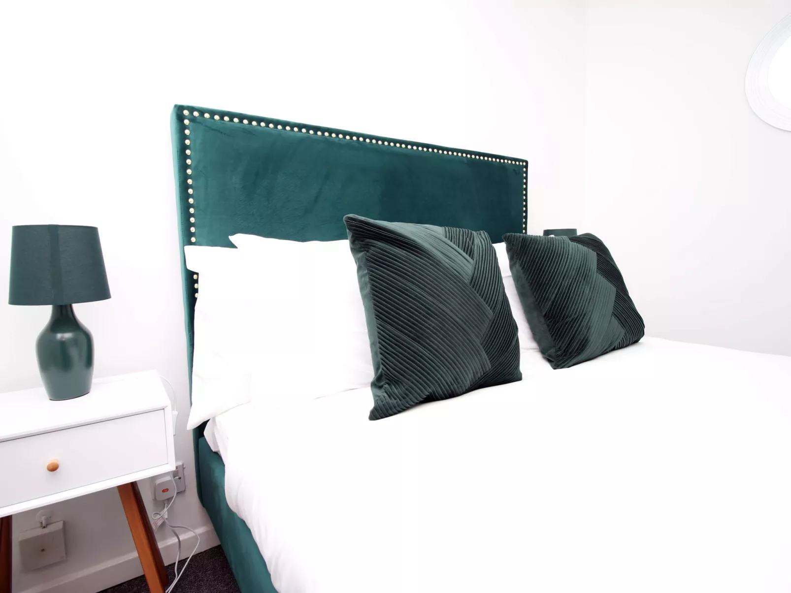 2 Schlafzimmer Haus- 3 Betten, Kostenloses Parken, WiFi, Patio-Image-tags.info