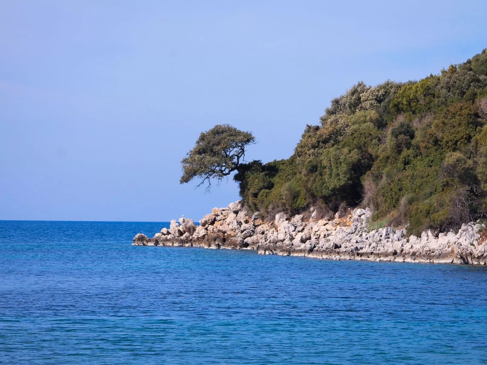 Entdecken Sie die ruhige Opulenz der Luxusvilla Levanda in Südalbanien - Dehors