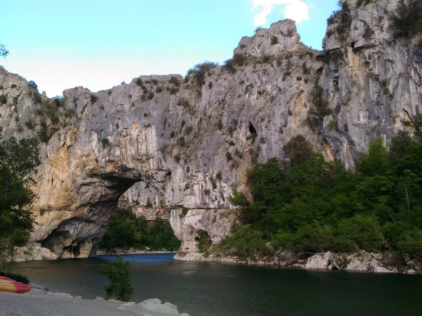 "La Source" mit Pool-Draußen