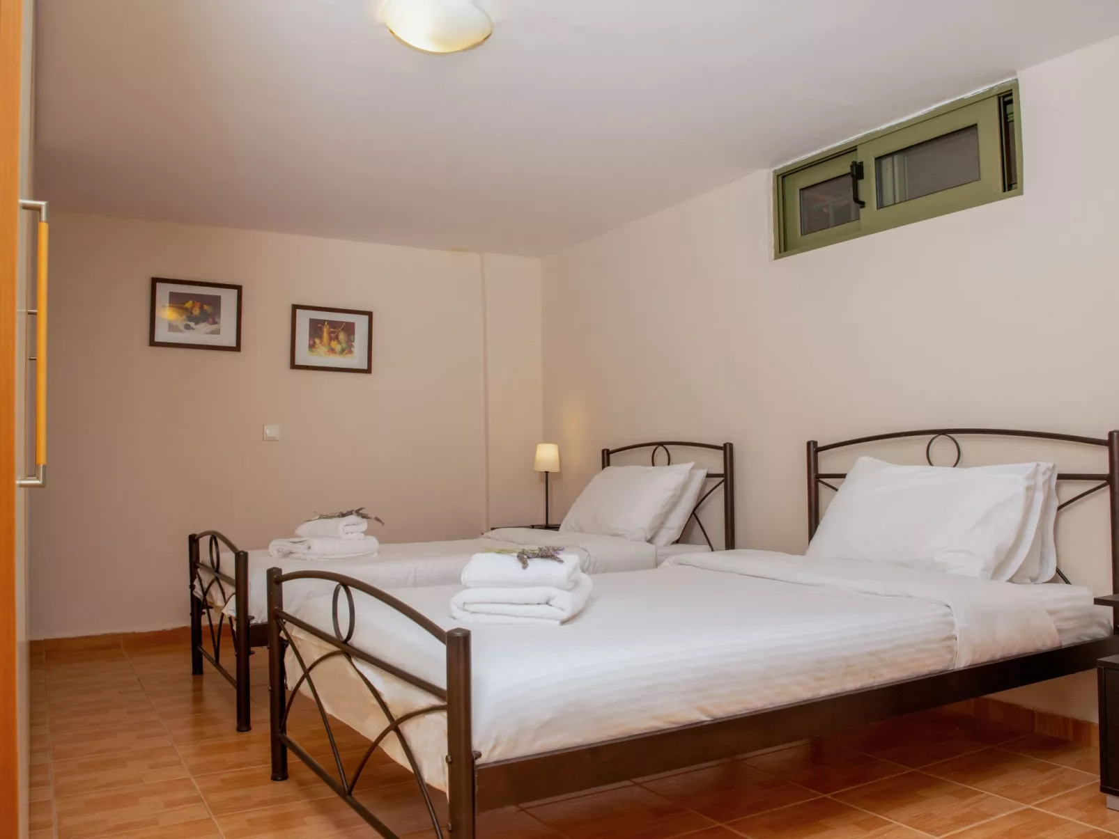 Haus in Nea Tirintha mit privatem Parkplatz-Dedans