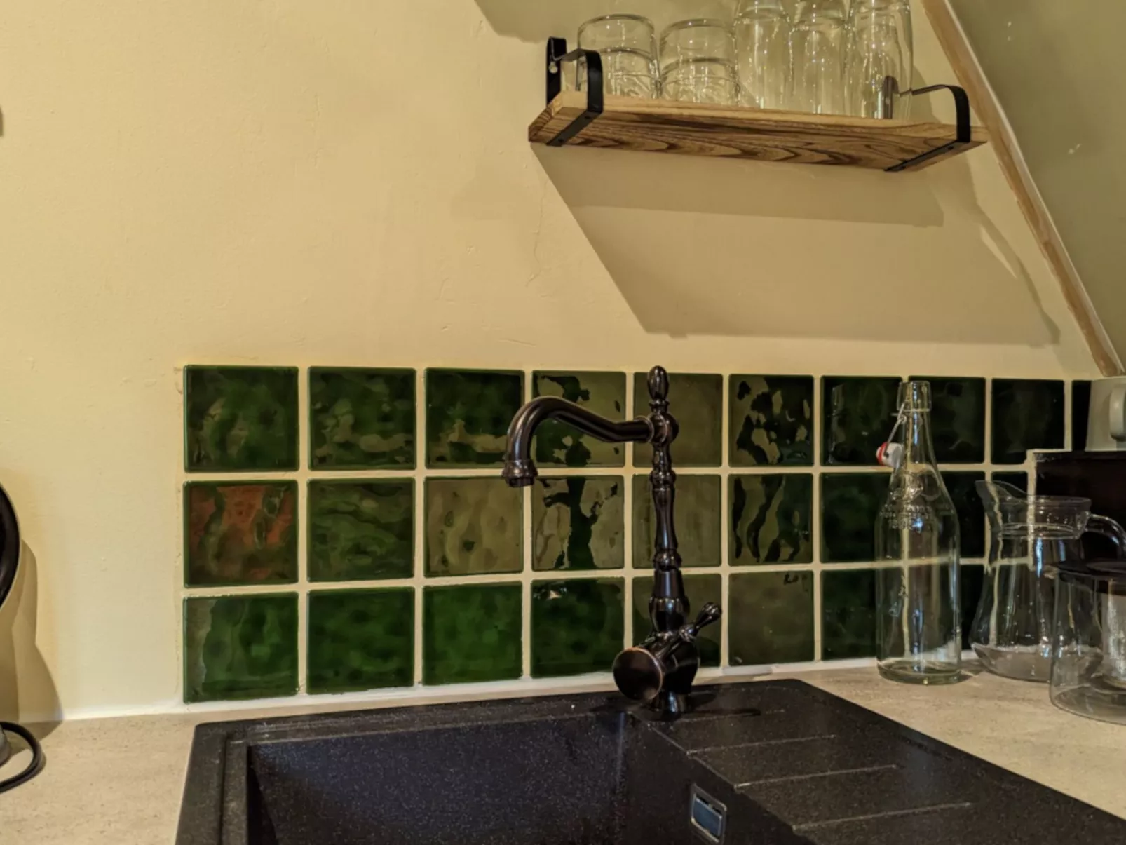 Studio "Vert d'Eau" mit Blick auf das Wasser