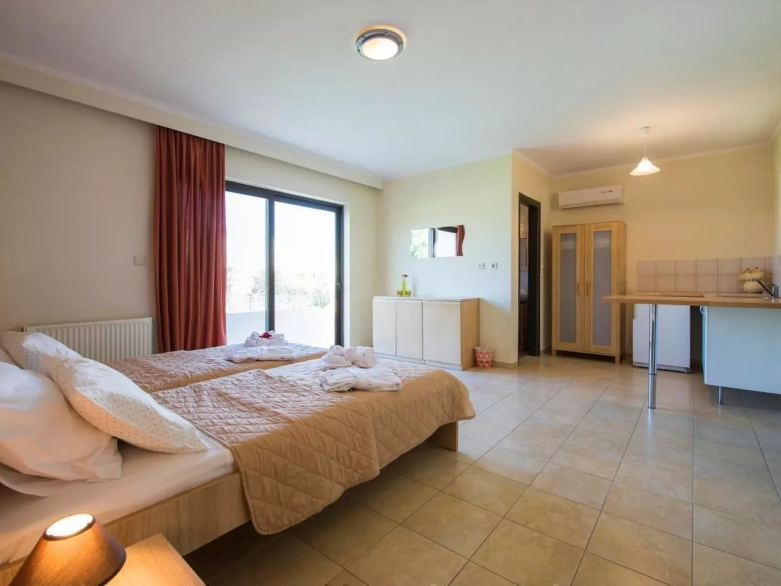 Ferienvilla "Xenos 2" mit Blick auf das Wasser-Inside