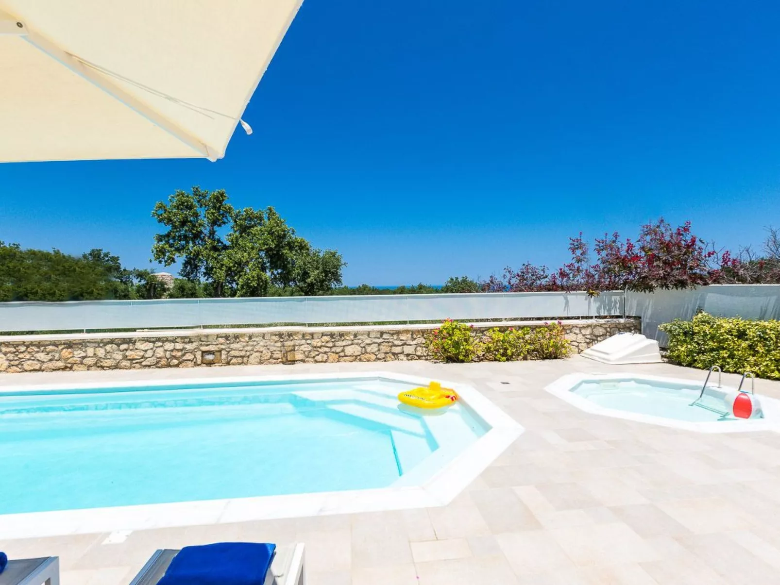 Deluxe Villa Ianthos - Whirlpool im Freien, Kinderpool-Image-tags.info