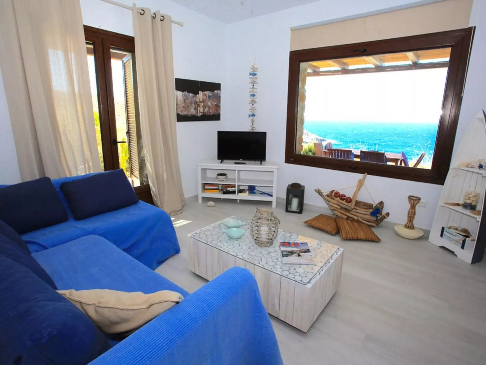 Ruhig gelegene Wohnung mit Meerblick an einem abgelegenen Strand-Image-tags.info