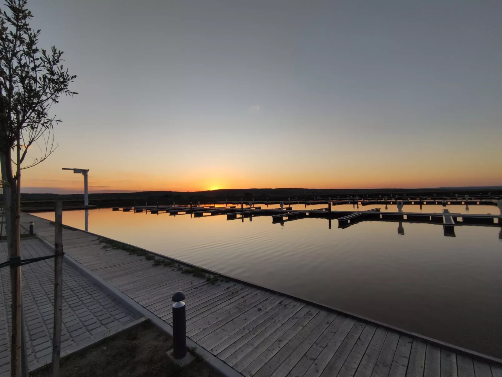 Tolles Ferienhaus mit Garten, Grill und Terrasse-Outside