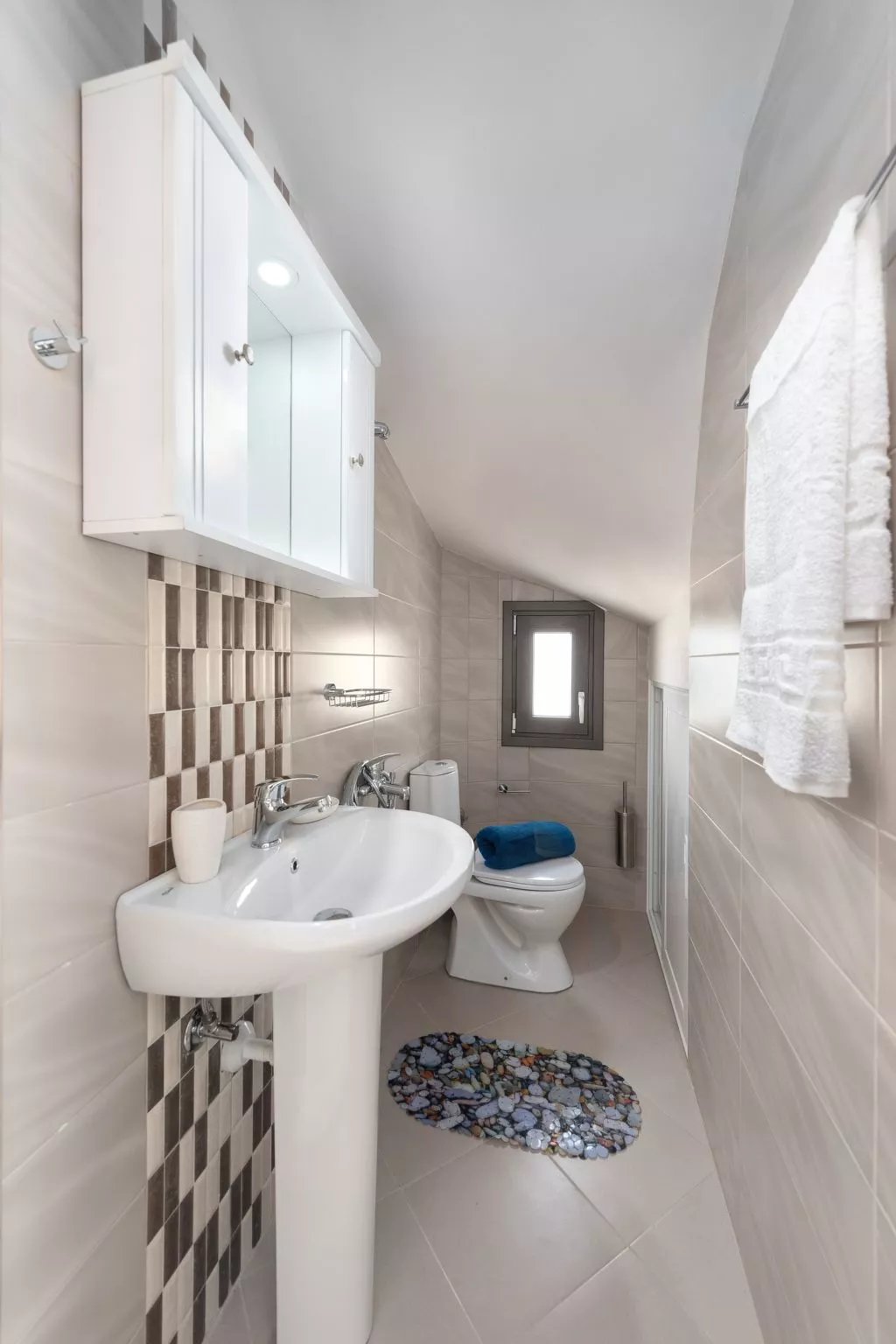 Sun's Reach Villa mit Schwimmbad-Dedans