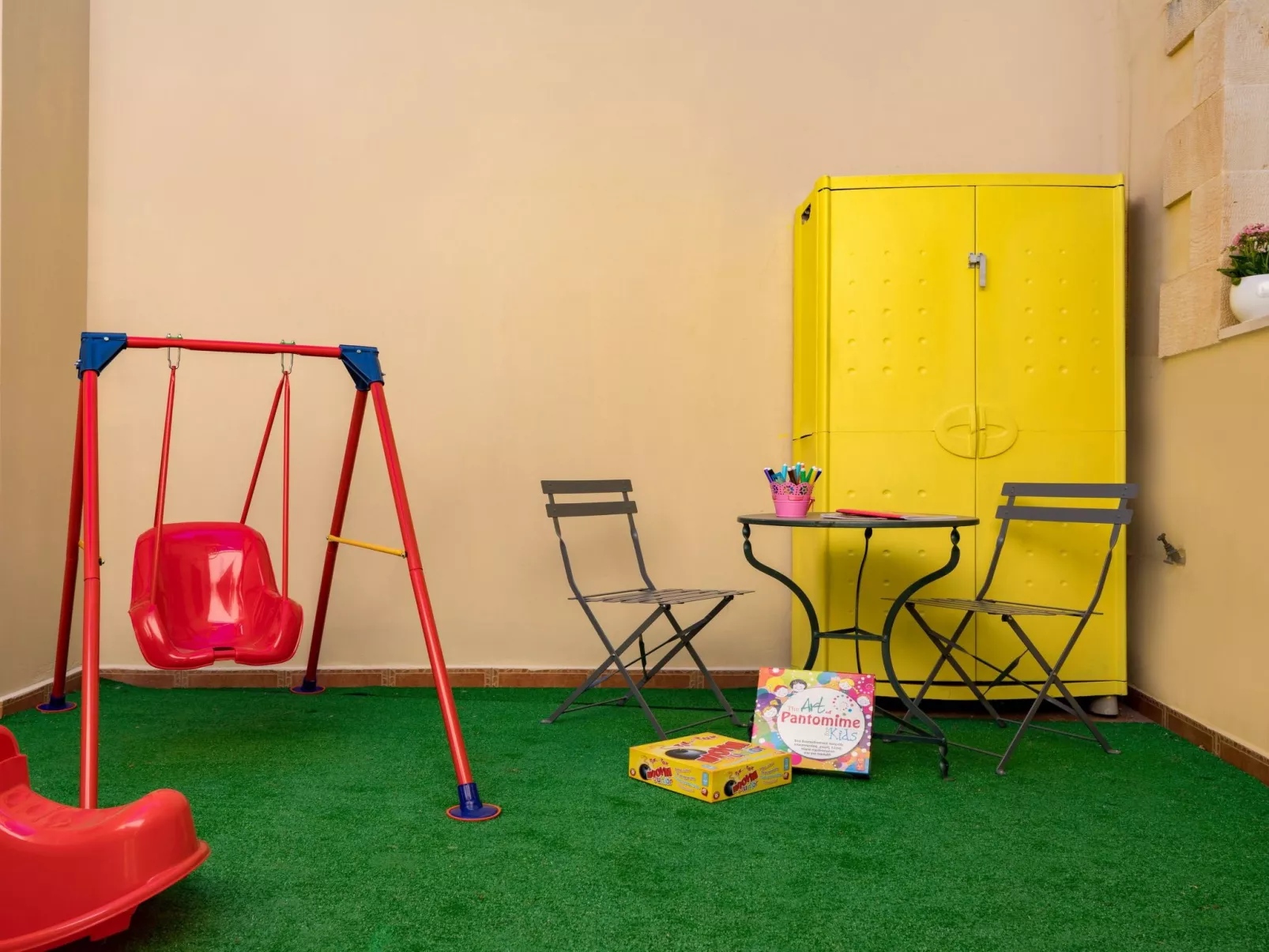 "Villa Erontas" mit Blick auf das Wasser-Outside