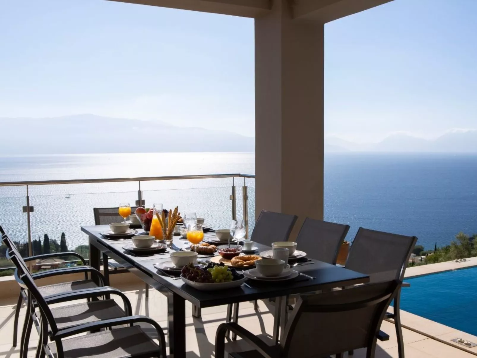 Villa Lilaea-Outside