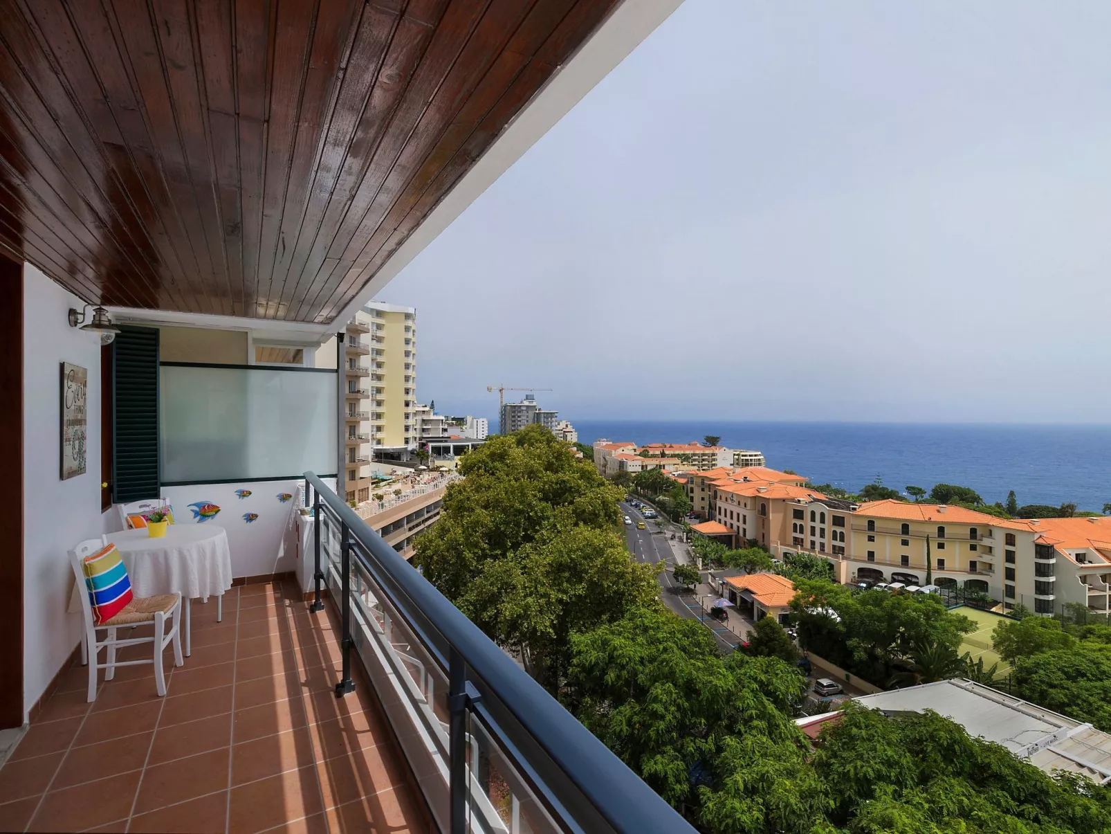 Wohnung mit Balkon und Aussicht in São Martinho