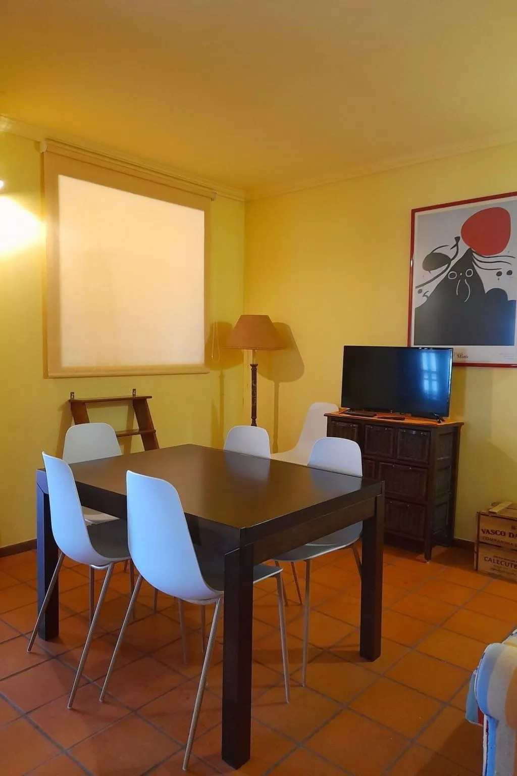 Zärtliche Momente in dieser gemütlichen Wohnung-Drinnen