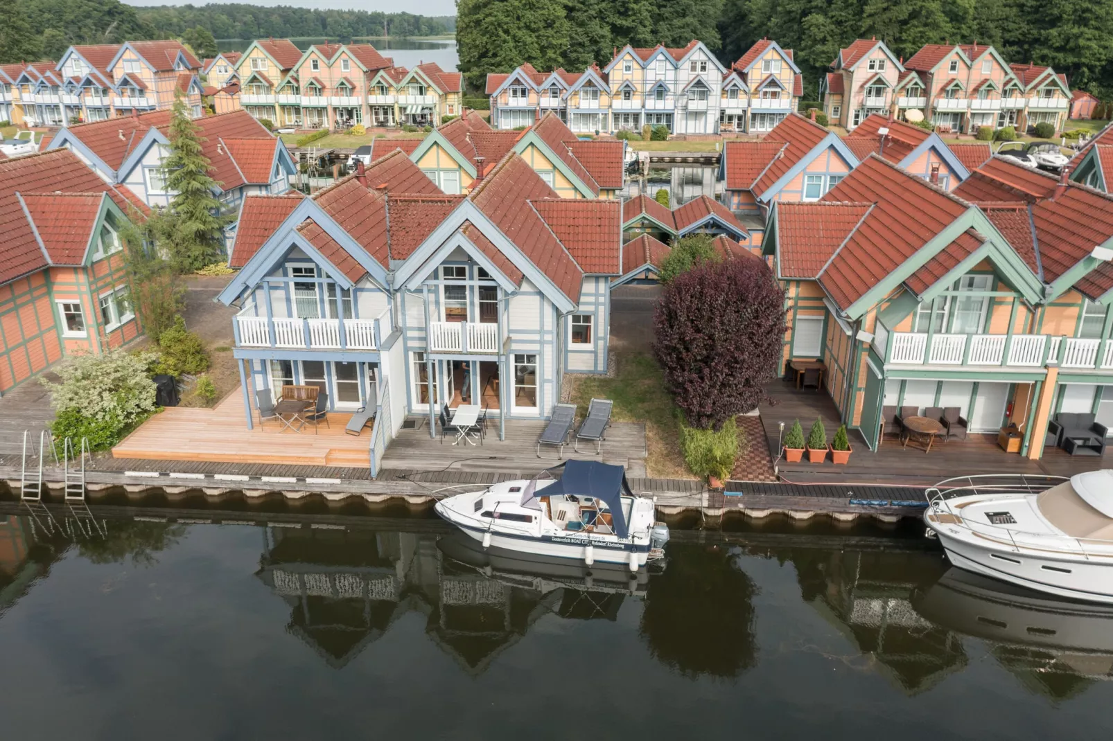 Hafendorf Rheinsberg 2-Exterior summer