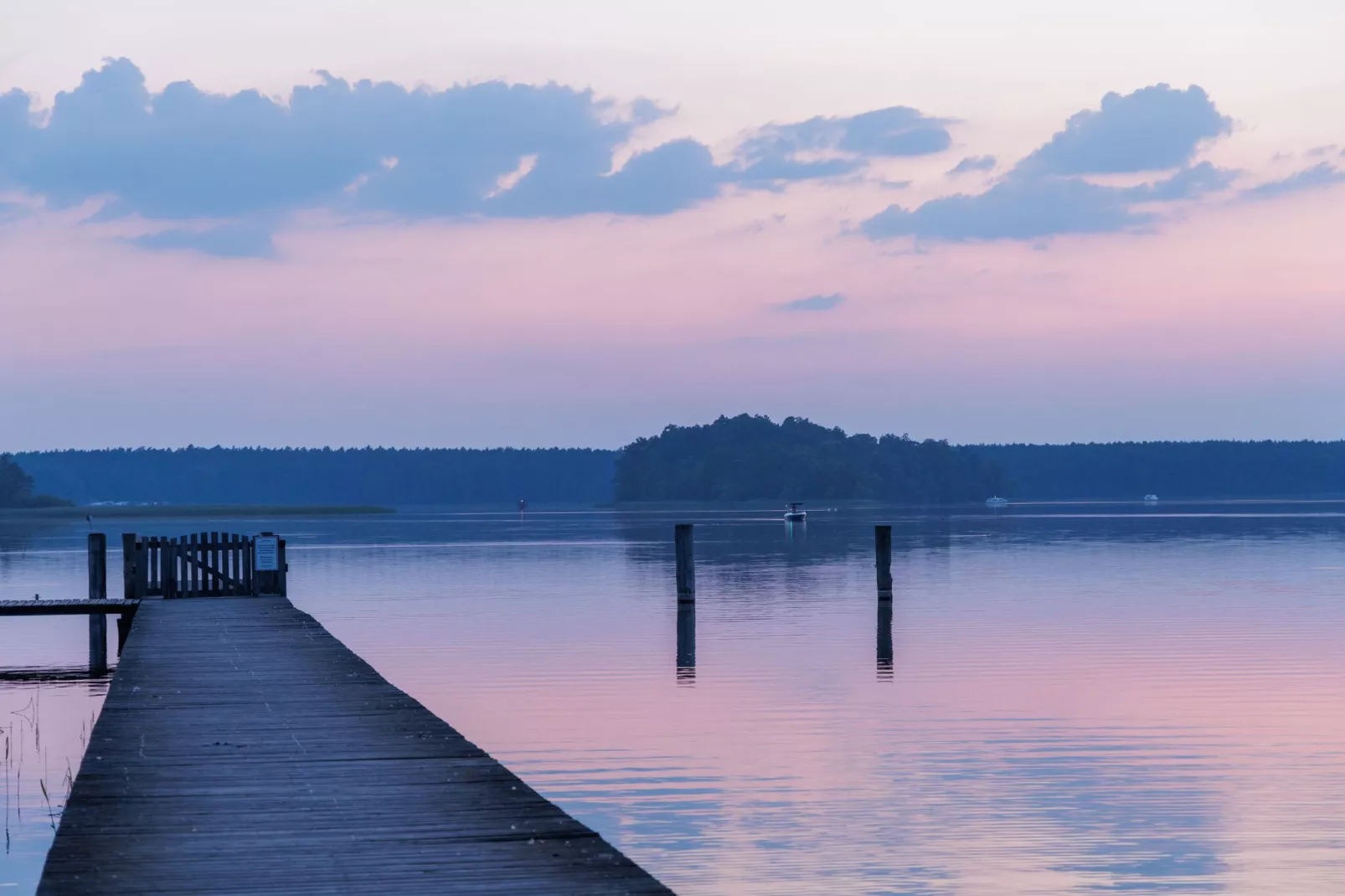Hafendorf Rheinsberg 2-Areas summer 1km