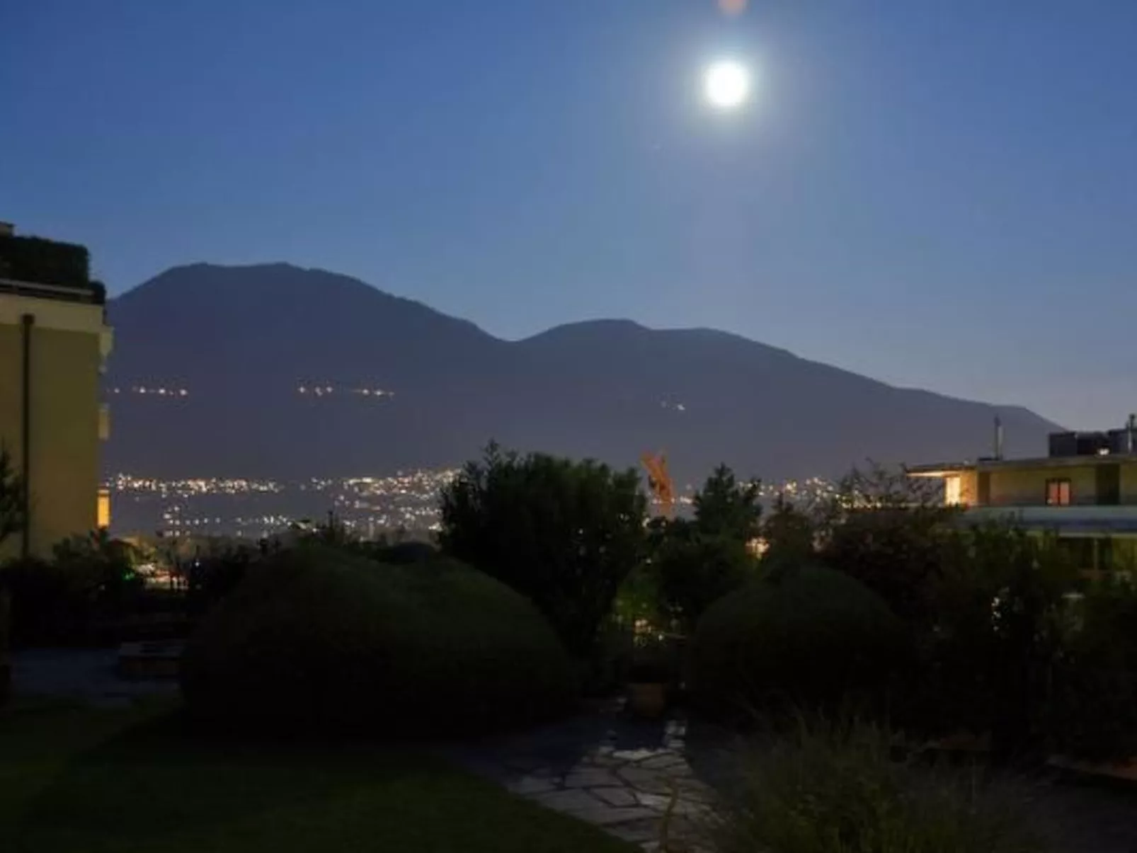 Fewo mit Bergblick-Draußen