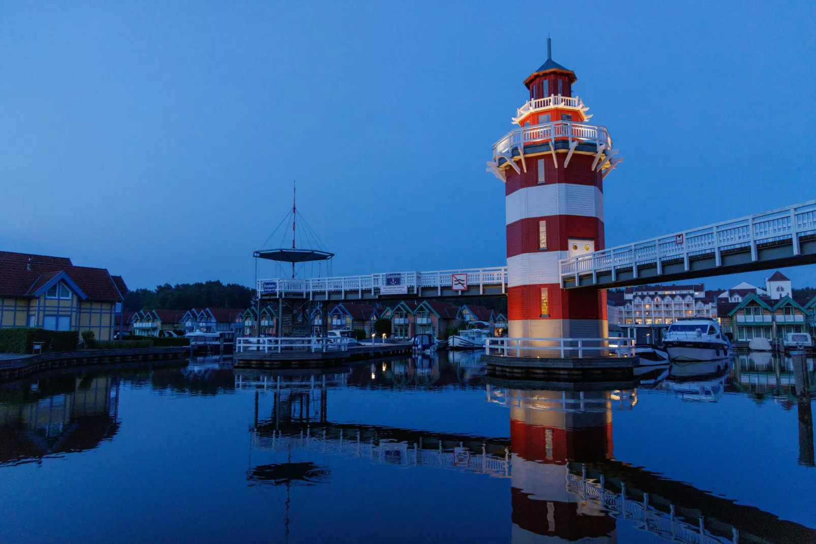 Hafendorf Rheinsberg 2-Areas summer 1km