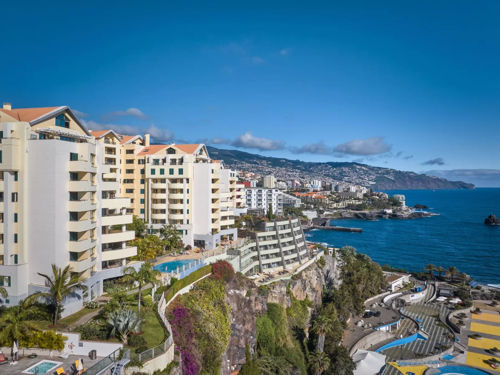 Ivis Home von HR Madeira-Draußen