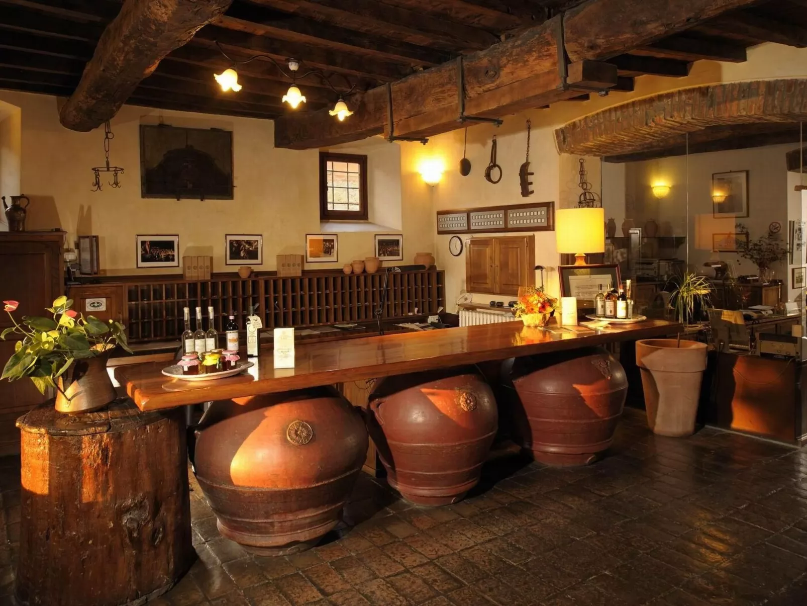 Unterkunft in einer Residenz mit Restaurant und Schwimmbad-Dedans