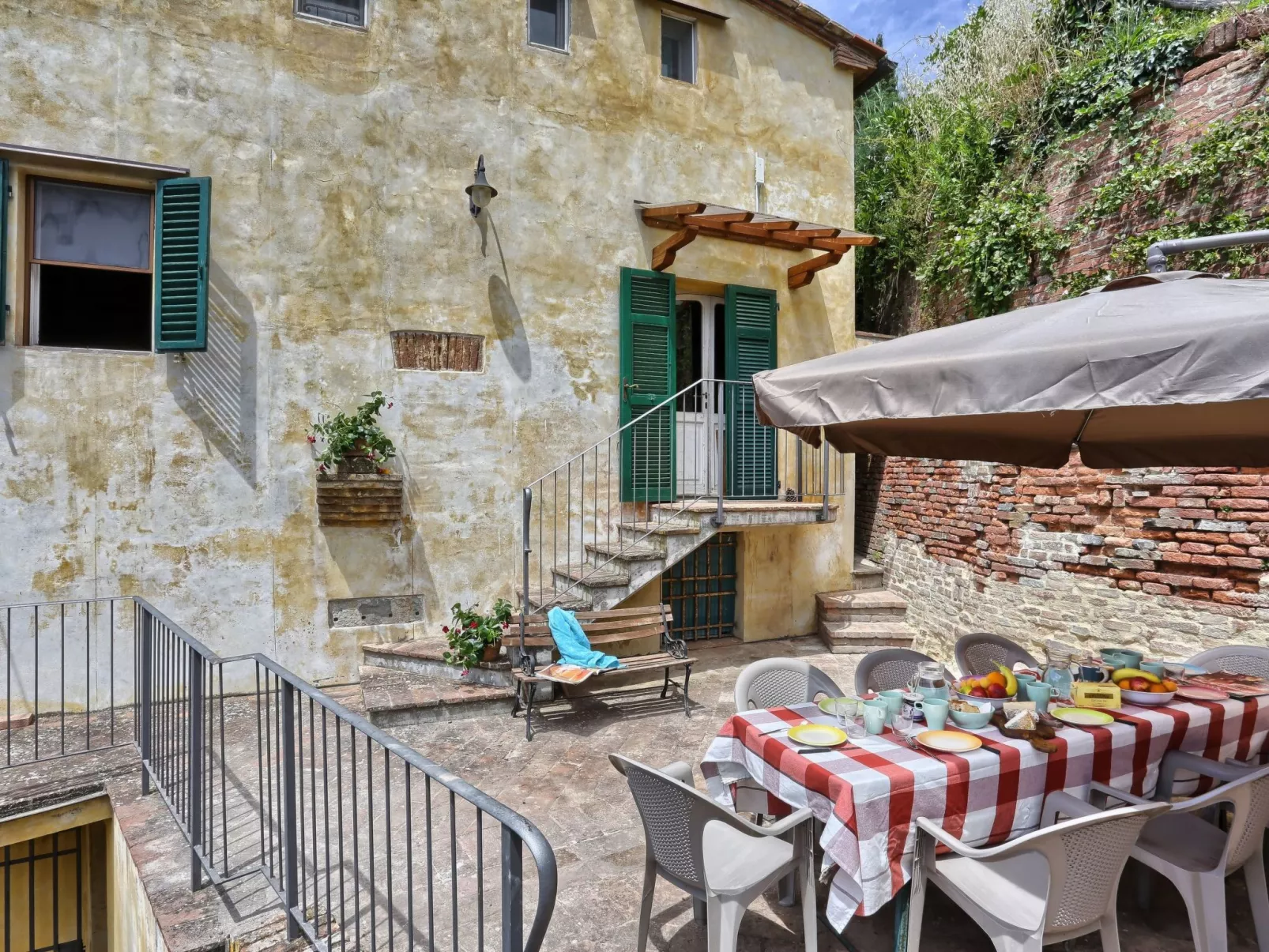 Villa 'La Canonica' mit Gemeinschaftspool-Dehors