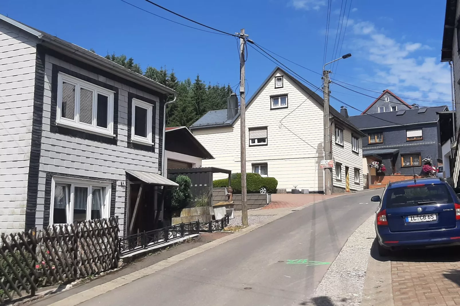 Gasse-Exterior summer