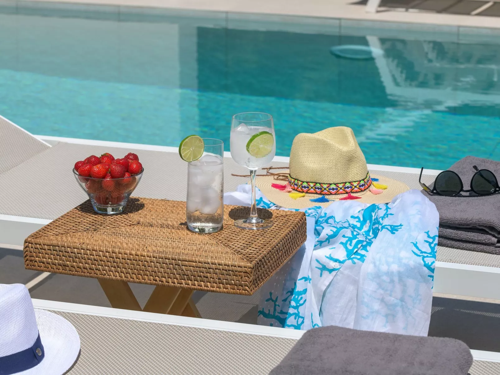 Ixian Hilltop Villa-Dehors