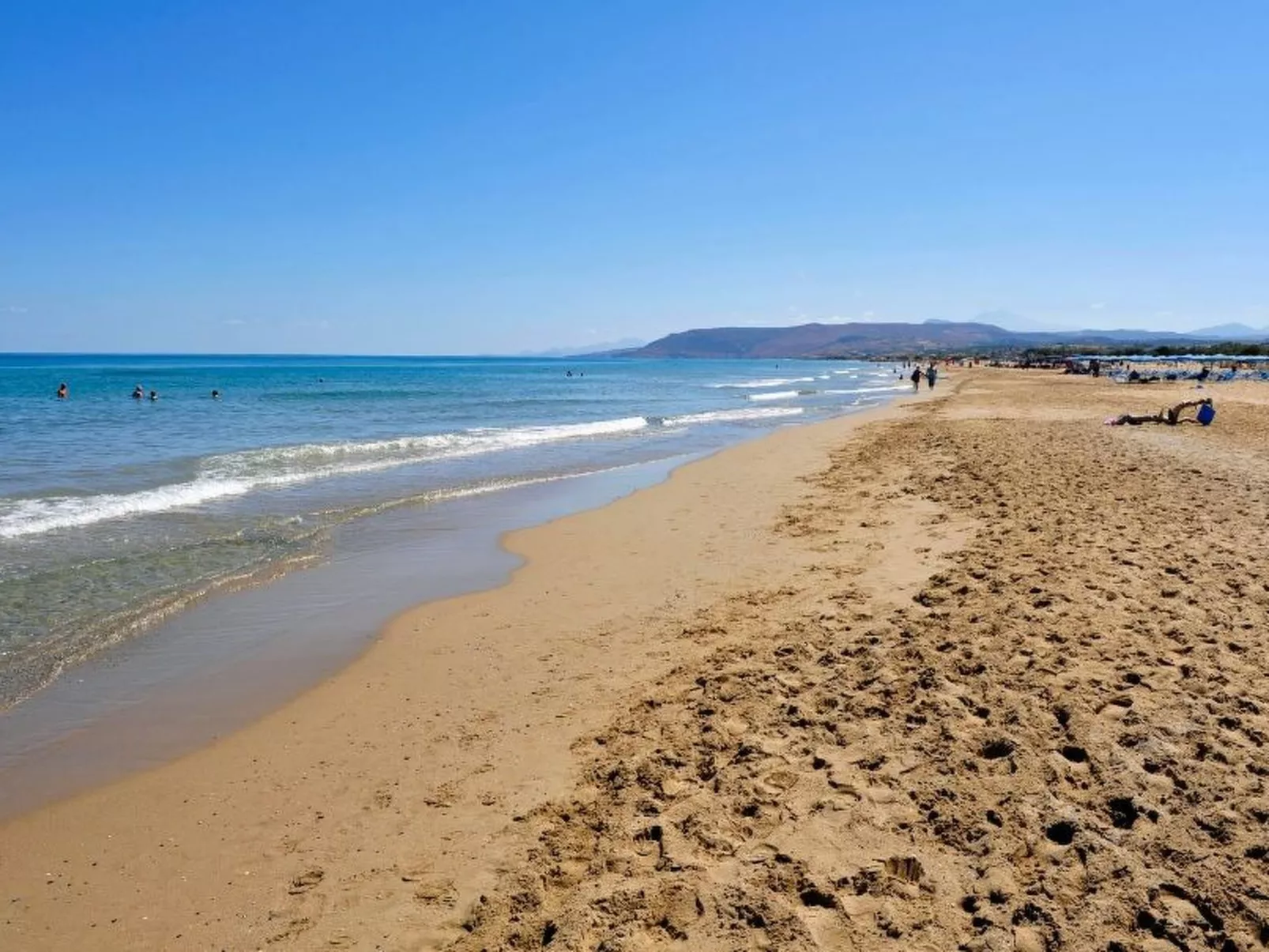 Villa mit Infinity-Pool und BBQ, Nähe zum Strand-Image-tags.info