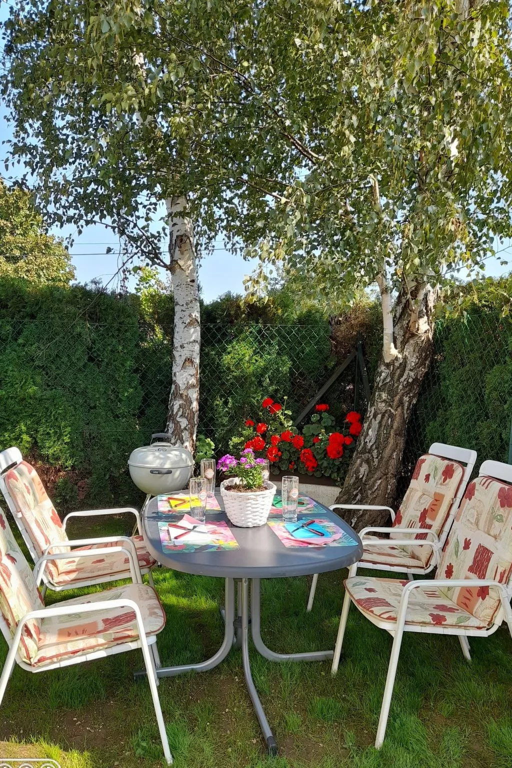 Vicky's House-Outside