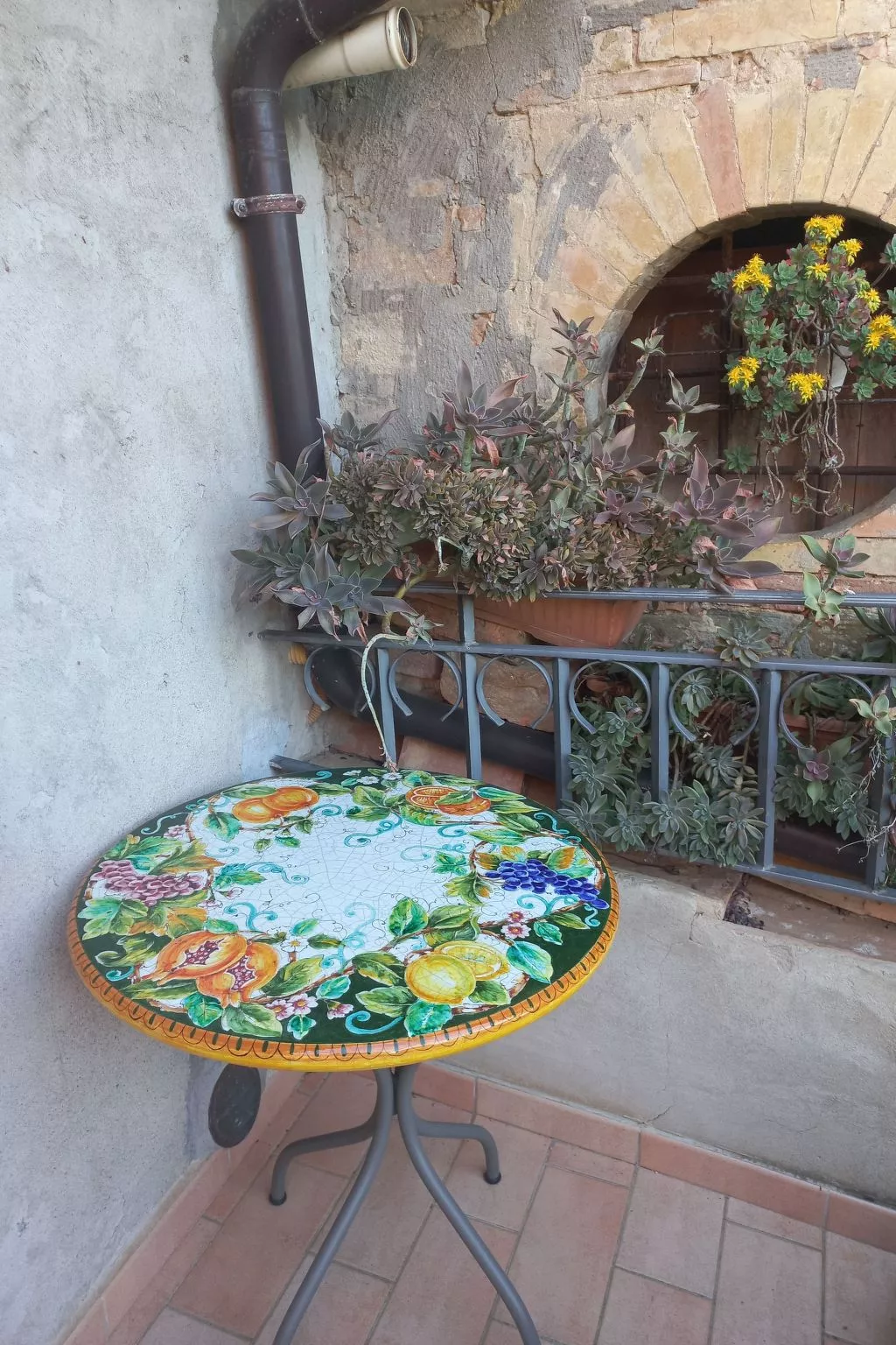 Rustikale Eleganz mit Blick auf die umbrische Landschaft