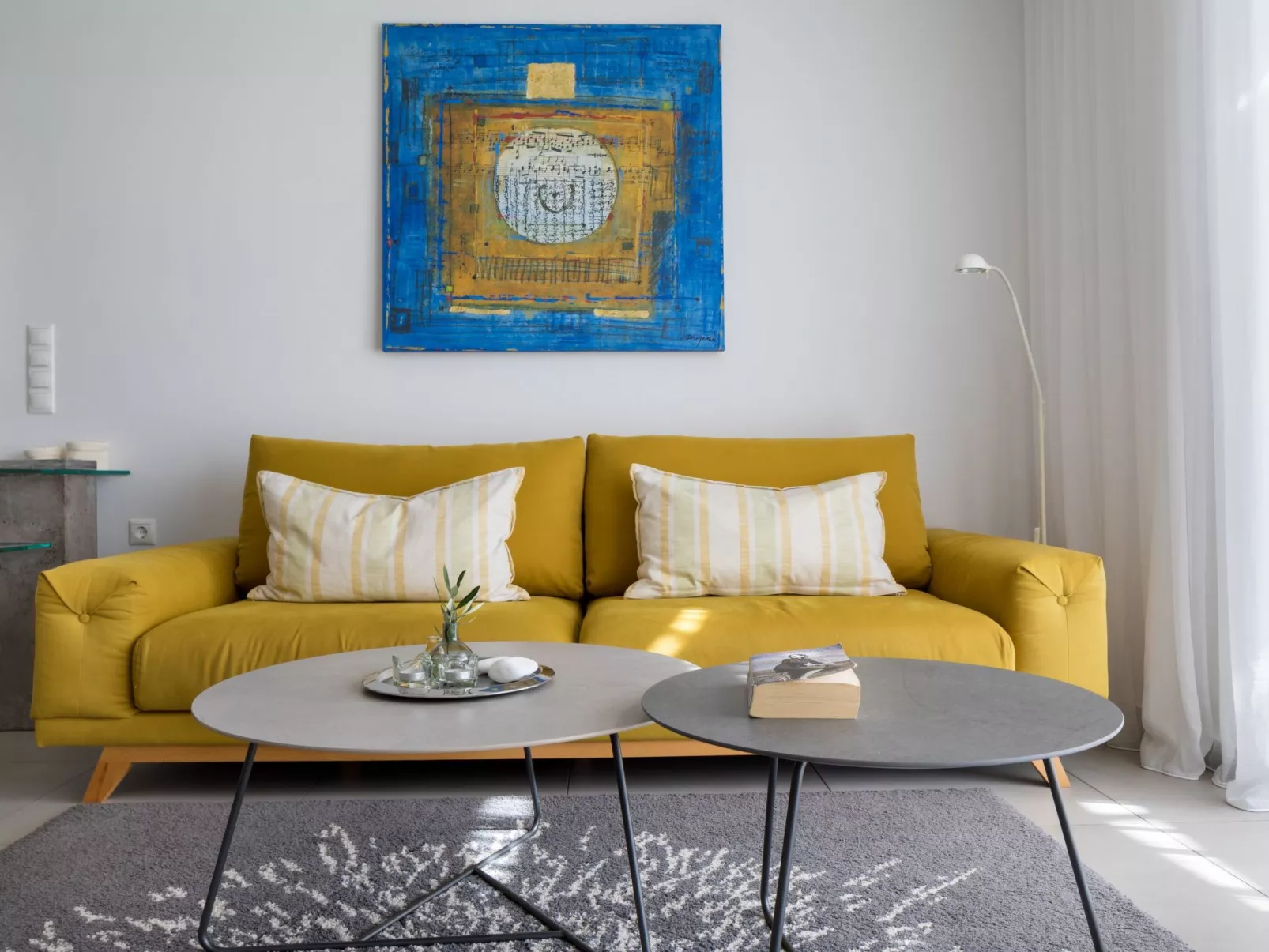 Gut ausgestattete Villa mit Pool und privatem Garten