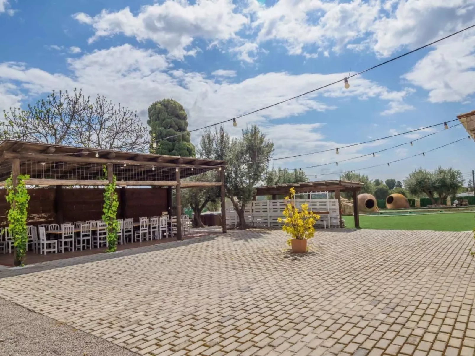 Masia Can Trabal für 24 Gäste mit privatem Pool in der Nähe von Sitges-Draußen