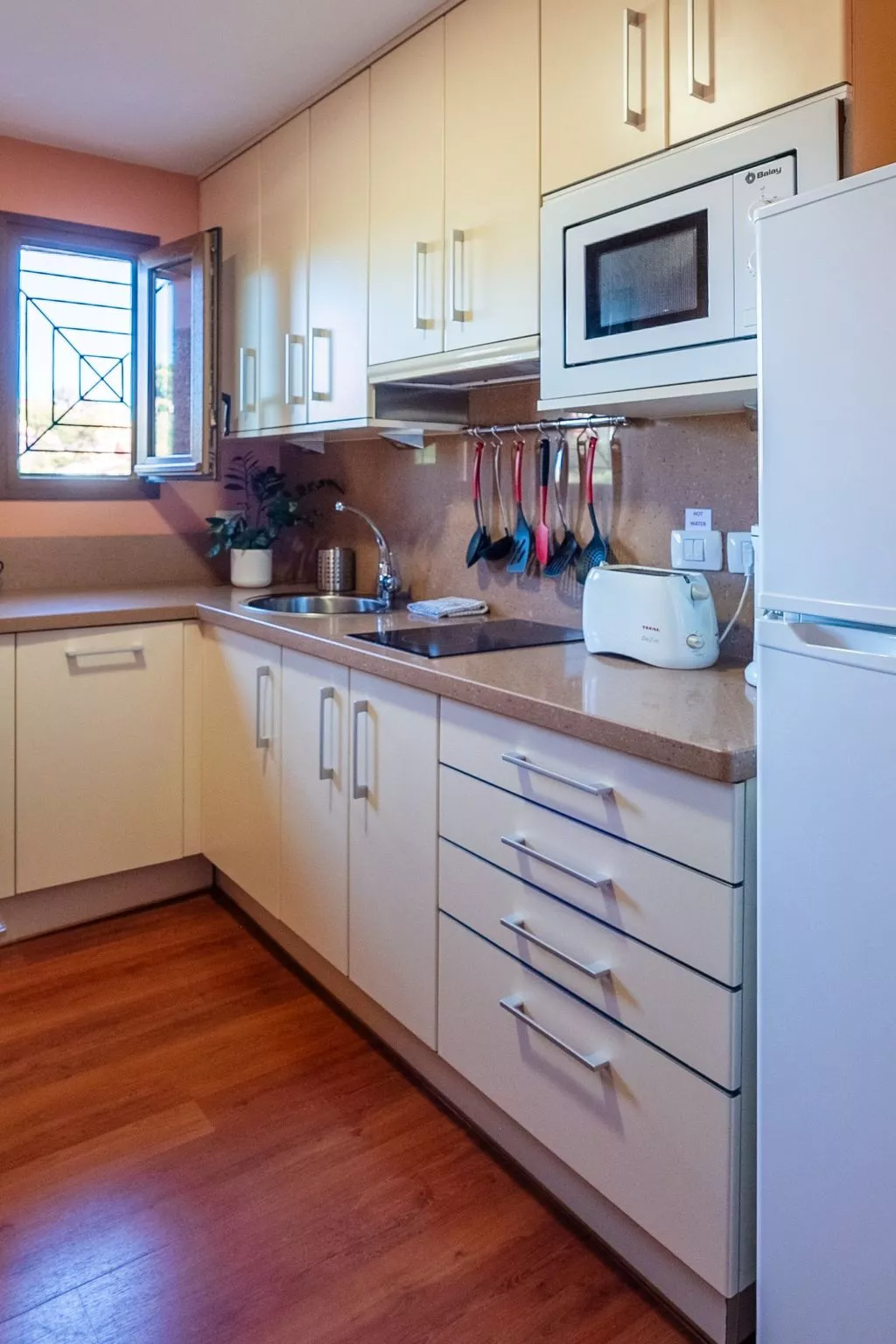 Wunderschöne Villa in einer einzigartigen natürlichen Umgebung-Image-tags.info