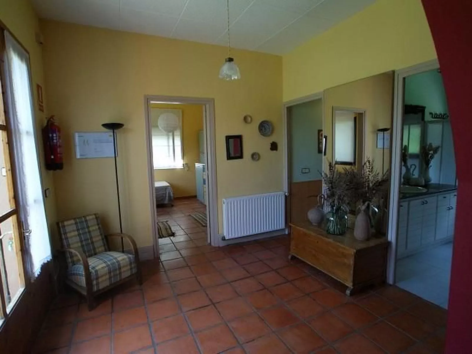 Kleiner Bungalow mit zwei Schlafzimmern.-Inside