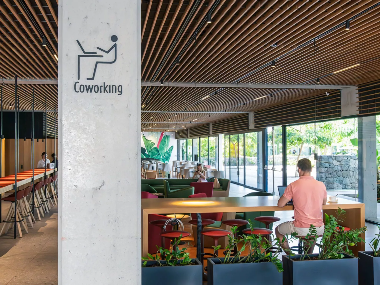 Villa mit Wasserblick-Outside