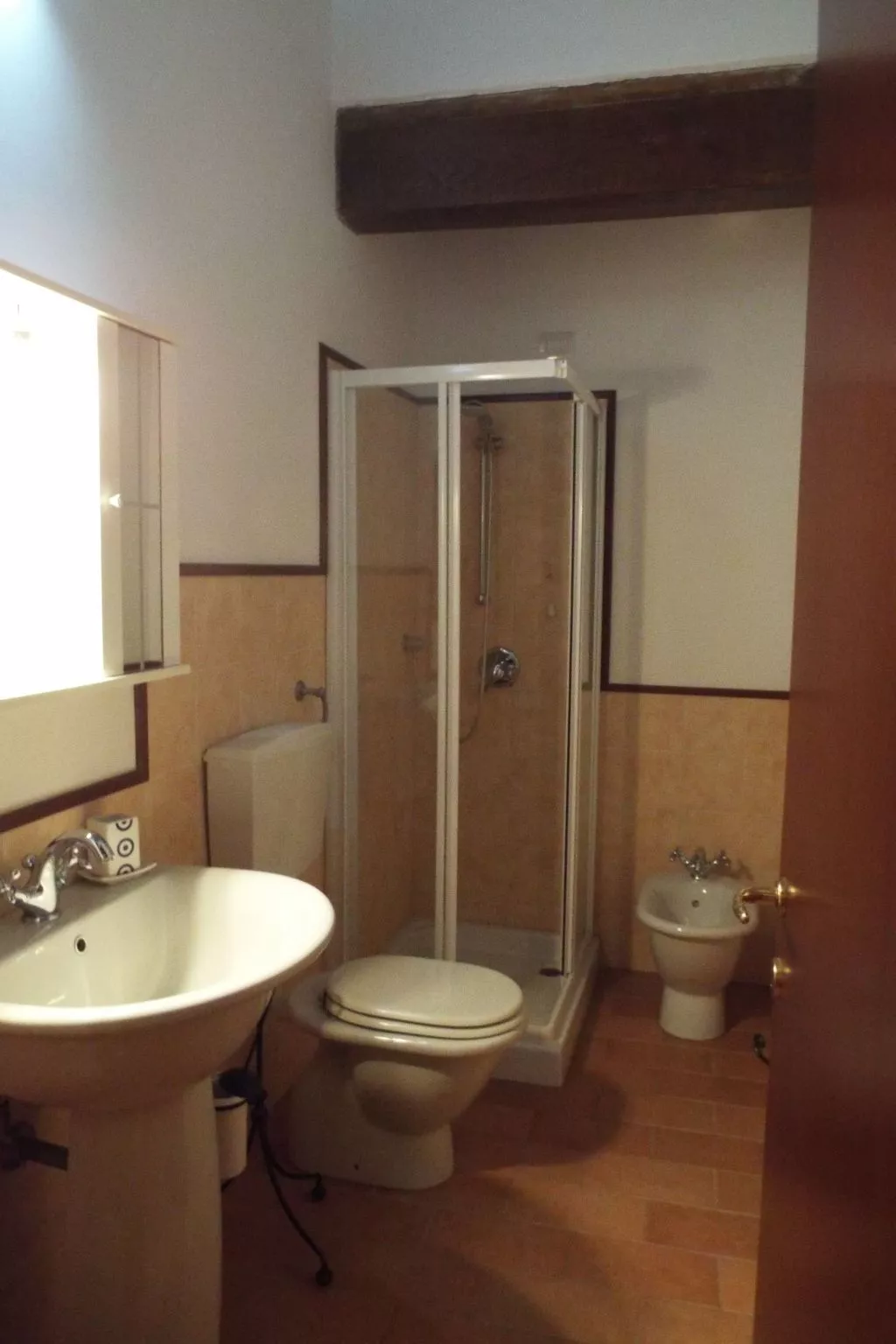 Erschwingliche Villa mit privatem Pool-Inside