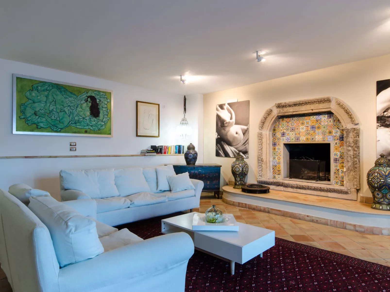 Ferienvilla mit Whirlpool-Drinnen