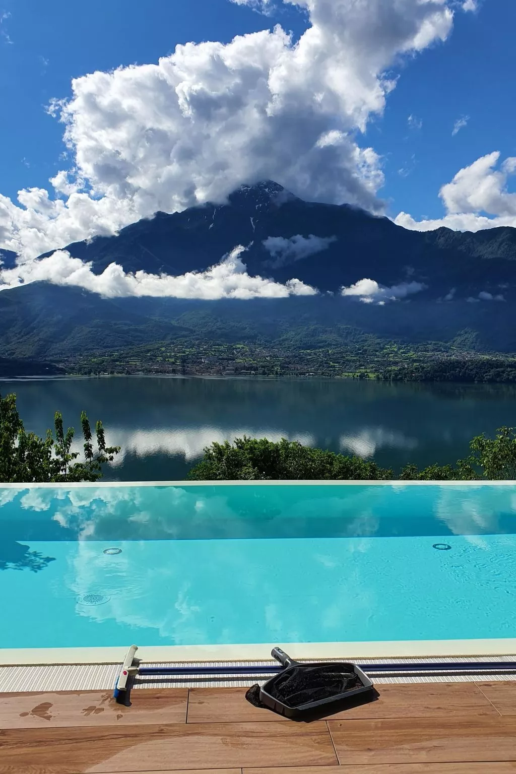 Wohnung mit Privatparkplatz und schöner Aussicht-Image-tags.info